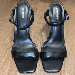 Express double banded heeled sandals